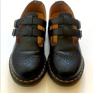 Dr. Marten’s 8065 Smooth Leather Mary Jane Shoes. Black size 7